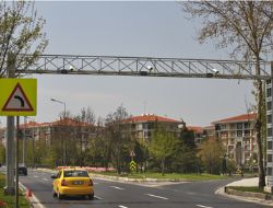 E-5'e Kameral� Radarlar Kuruluyor