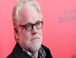 �nl� Akt�r Evinde �l� Bulundu