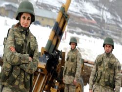 Haydi K�zlar Askere