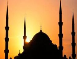 Bu Gece Veladet Kandili