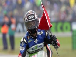 Sofuo�lu D�nya �ampiyonu