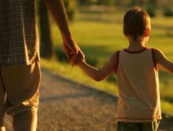 �ocuklar ��in Ak�ll� Ayakkab�